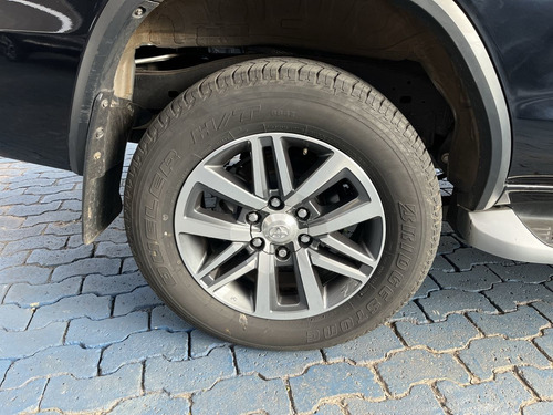 Imagem 8 de 14 de Toyota Sw4 2.8 Tdi Srx 7l 4x4 (aut)