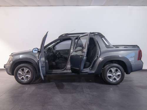 Renault Duster Oroch 2.0 Outsider Plus