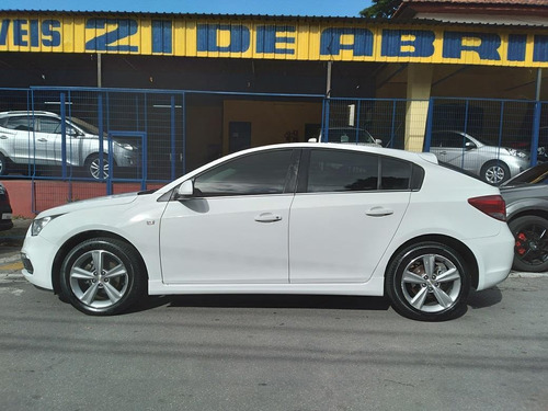 Imagem 7 de 14 de Chevrolet Cruze Cruze Hb Sport Lt 1.8 16v Flexp. 5p Mec Fle