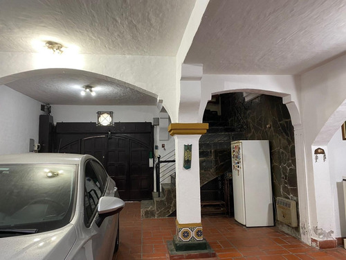Imagen 15 de 20 de Hermoso Chalet En Venta A Metros Del Centro Comercial