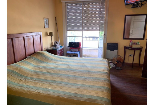 Piso Único 3 Ambientes Con Patio Y Terraza Propia