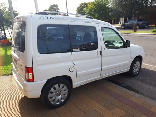 Imagen 3 de 11 de Citroen Berlingo Xtr Hdi 2015