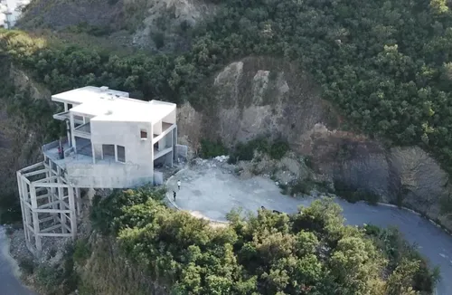 Casa - Lomas De Montecristo