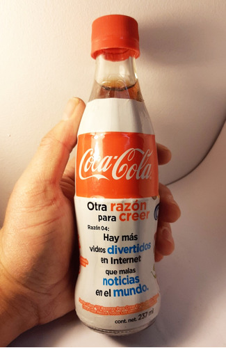 Botella Coca Cola Blanca Dibujos Amor. Edición Limitada