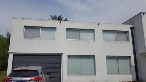 Imagen 20 de 23 de Casa En Venta En Dos Lotes - Parque De Las Naciones