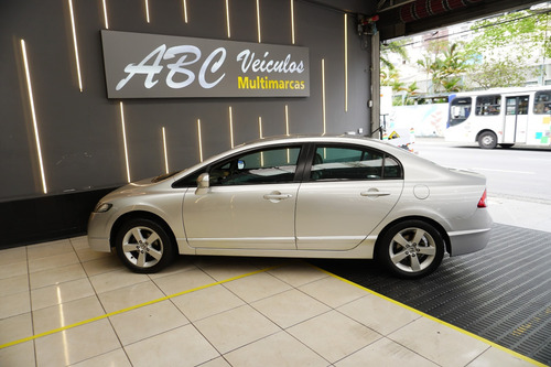 Honda Civic 1.8 LXS 16V FLEX 4P AUTOMÁTICO