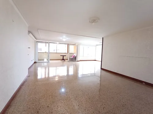 Apartamento En Venta En Laureles. Cod V12638