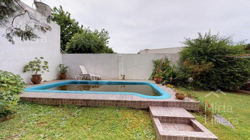 Casa En Venta- Calle 20 69 Y 70- La Plata