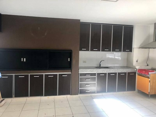 Imagen 13 de 18 de Venta Casa Neuquen Centro