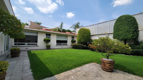 Imagen 7 de 30 de Casa De Un Piso Con Jardín En Venta En Pedregal De San Franc