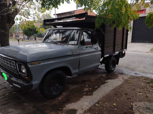 Ford F-100 3.6 Nafta