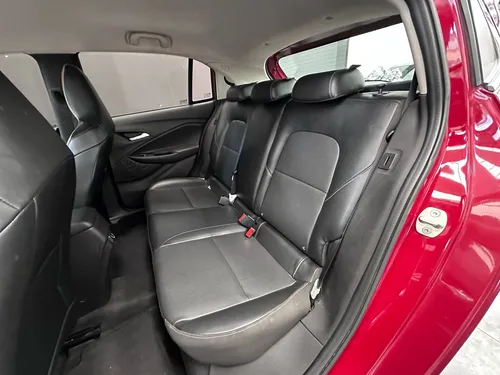 Chevrolet Onix 1.0T Premier Hatch At