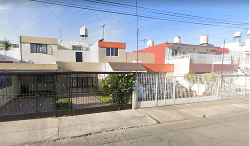 Casa En Venta En Calle Bruno Moreno 789, Jardines Alcalde, Guadalajara, Jalisco, México 54 Ajrj