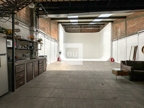 Casa En Renta Con Uso De Suelo Comercial En La Obrera
