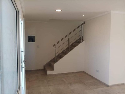 Imagen 5 de 8 de Duplex Casa Miradores De Manantiales Precio Unico