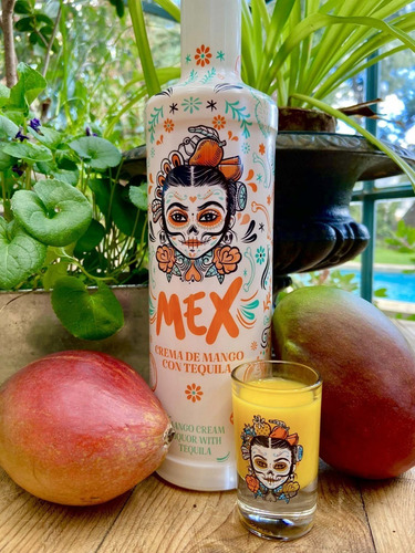 Crema De Mango Con Tequila Mex 700 Ml + 2 Vasitos Chupito