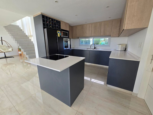 Venta Casa Barrio Carpinchos Nordelta Con Pileta