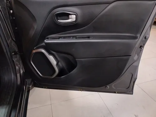 Jeep Renegade 2023
