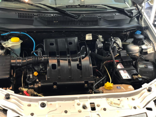 Fiat Siena 1.4 El Pack Attractive 2013