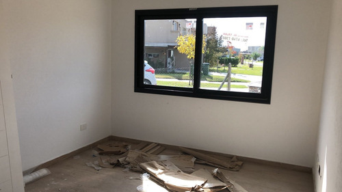 Imagen 16 de 27 de Casa En Venta En San Gabriel, Villanueva, Tigre