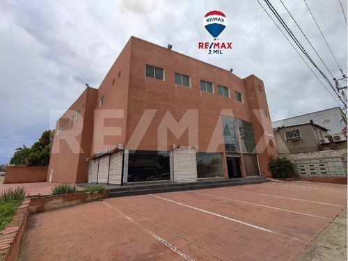 Re/max 2mil Vende Oficina En Porlamar, Municipio Mariño. Isla De Margarita, Estado Nueva Esparta