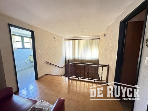 Casa Sobre 2 Lotes A 1 Cuadra Y Media De Monteagudo