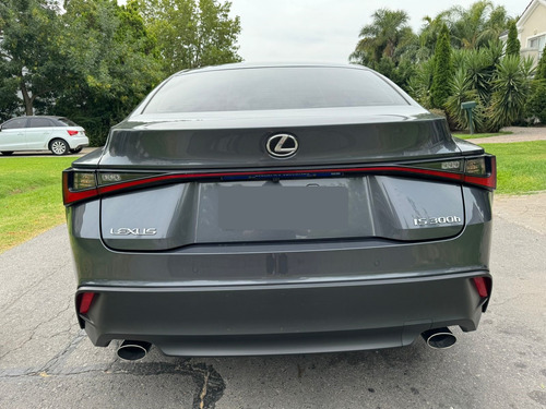 Lexus IS IS300H