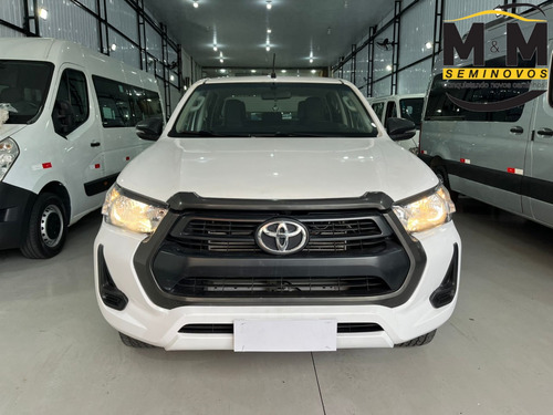 Toyota Hilux 2.8 D-4D TURBO DIESEL CD POWER PACK 4X4 MANUAL