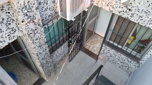 Departamento Tipo Casa En Alquiler En Bernal Oeste