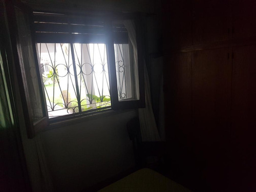 Casa En Venta - 2 Dormitorios 2 Baños - 480mts2 - El Palomar, Morón