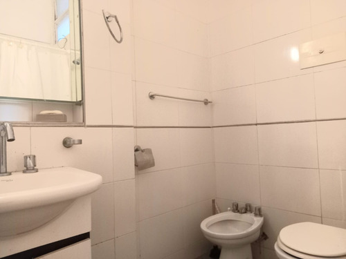 Venta Departamento 3 Ambientes En Viamonte Al 1600 Entre Rodriguez Peña Y Montevideo Capital Federal. San Nicolas Caba.