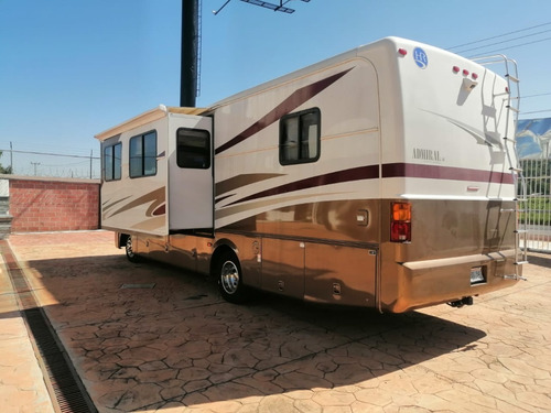 Imagen 8 de 15 de Motorhome Holiday Rambler 2004 Ford F53