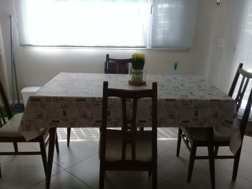 Imagen 16 de 17 de Para 2 Personas Espacio Cochera