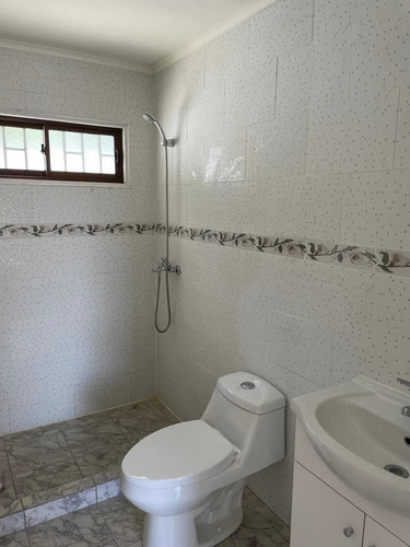 Nueva, 3 Dormitorios 2 Baños