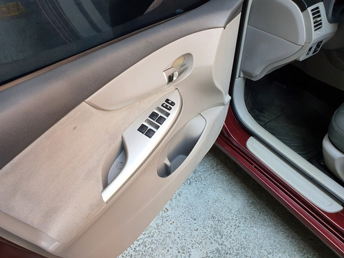 Imagen 10 de 13 de Toyota Corolla Xei - Automatica