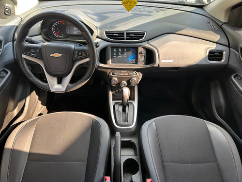 Chevrolet Onix ONIX HATCH ACTIV 1.4 8V FLEX 5P AUT.