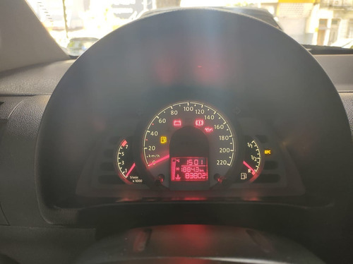 Imagen 7 de 11 de Volkswagen Crossfox Trendline Cuero 1.6 5ptas 2007 Nueva