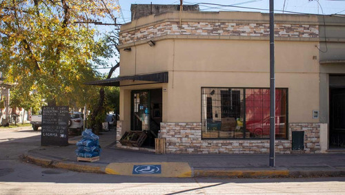 Imagen 3 de 5 de Local Céntrico A La Venta En Lobos