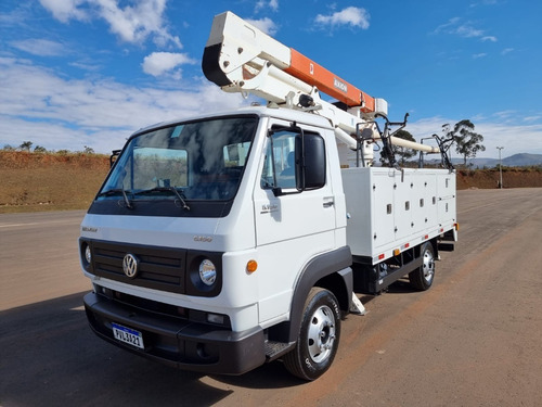 Imagem 12 de 15 de Volkswagem 5-150 4x2 Linha Viva (cnh -b ) Cesto Aéreo