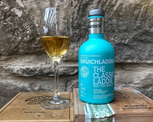 Bruichladdich The Classic Laddie Single Malt Whisky 700ml