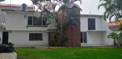 Casa En Venta En La Tres De Mayo