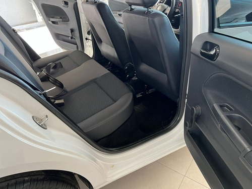 Imagen 13 de 16 de Volkswagen Gol Trend 2020 1.6 Trendline 101cv Y Cuotas