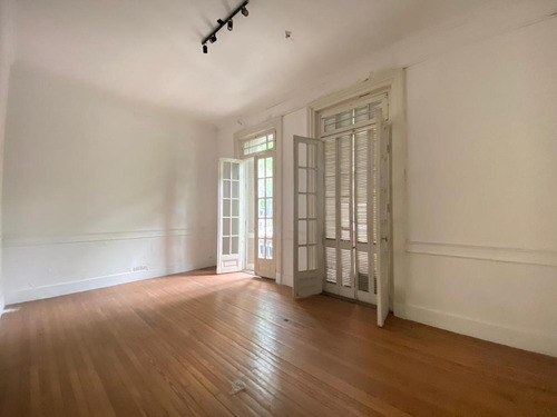 Petit Hotel En Palermo Viejo En Venta - Palacio Estilo Francés, Propiedad Única
