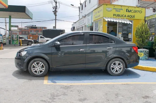 Chevrolet Sonic 1.6 Lt 4 p