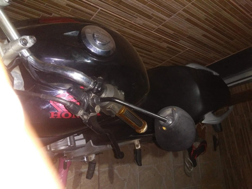 Imagem 2 de 6 de Honda Cb 300