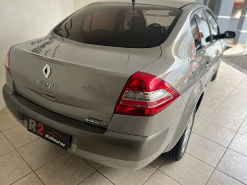 Renault Megane 1.6 DYNAMIQUE 16V FLEX 4P MANUAL