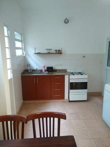 Imagen 4 de 11 de Vicente López - 2 Dormitorios - 1 Baño - Ph En Venta