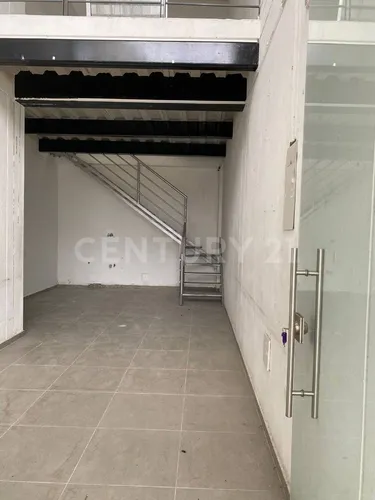 Local Comercial En Arriendo