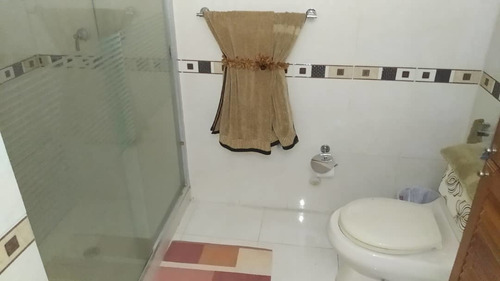 Casa En Venta En Los Castores Va