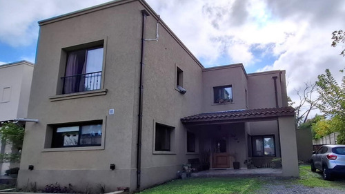 Casa En Venta - Bella Vista - Barrio Cerrado